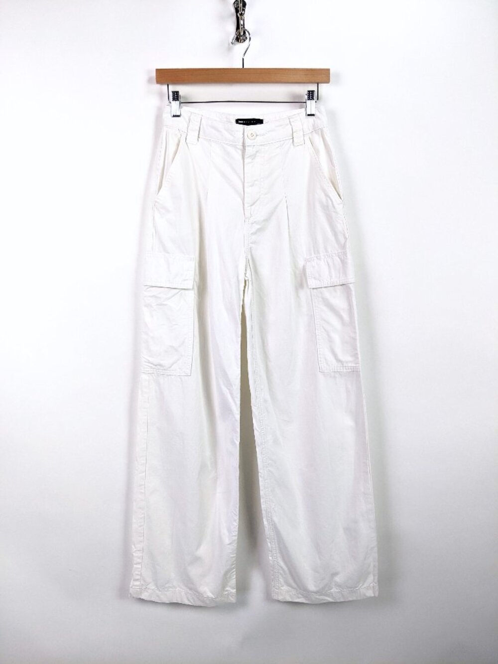 ASOS DESIGN High Rise Cargo Pants in White Size 2